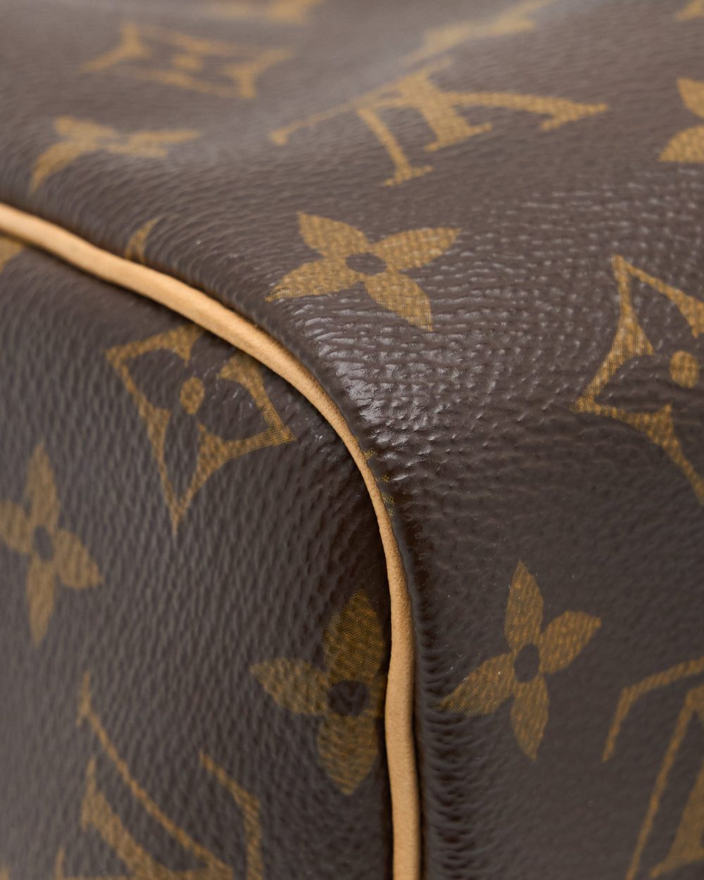 AAA Replica Louis Vuitton LV SPEEDY BANDOULIERE 30 MONOGRAM CANVAS GHW (NEW VERSION)