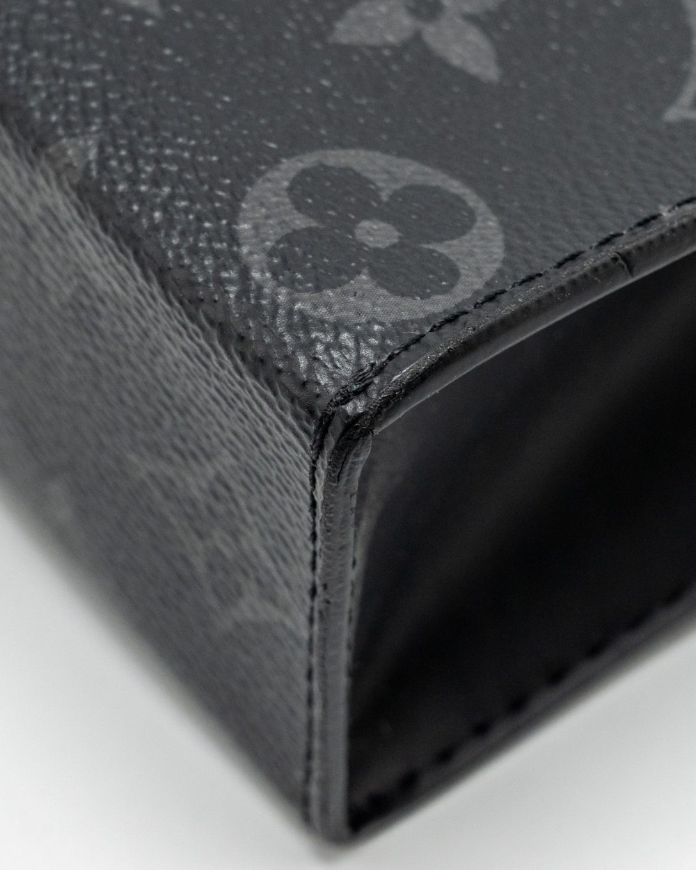 AAA Replica Louis Vuitton LV POCHETTE VOYAGE MONOGRAM CANVAS BLACK SHW
