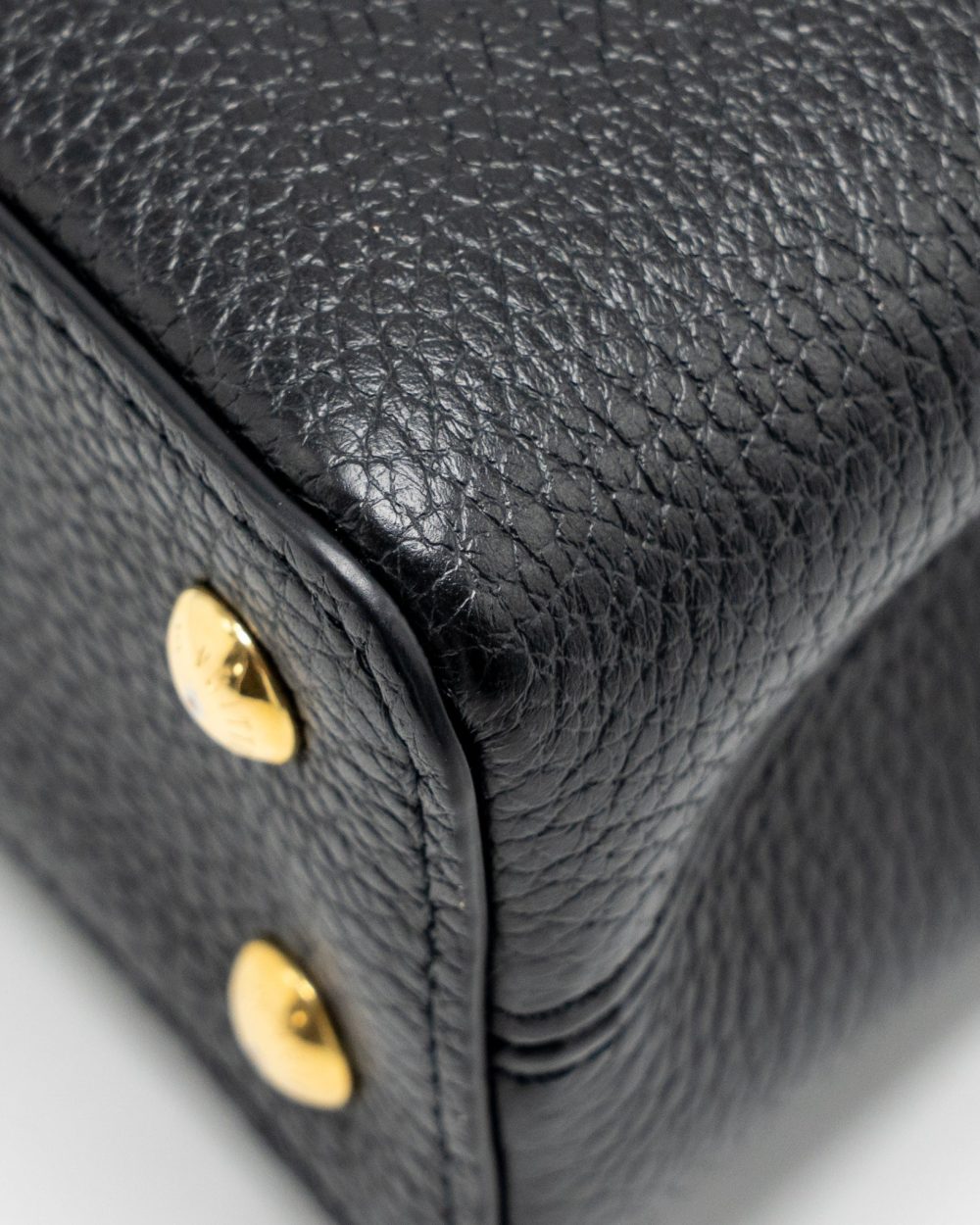 AAA Replica Louis Vuitton LV CAPUCINES MINI TAURILLON BLACK GHW