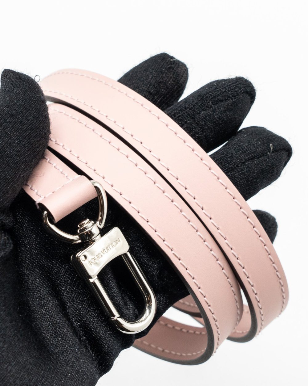 AAA Replica Louis Vuitton LV CLUNNY BB EPI PINK SHW