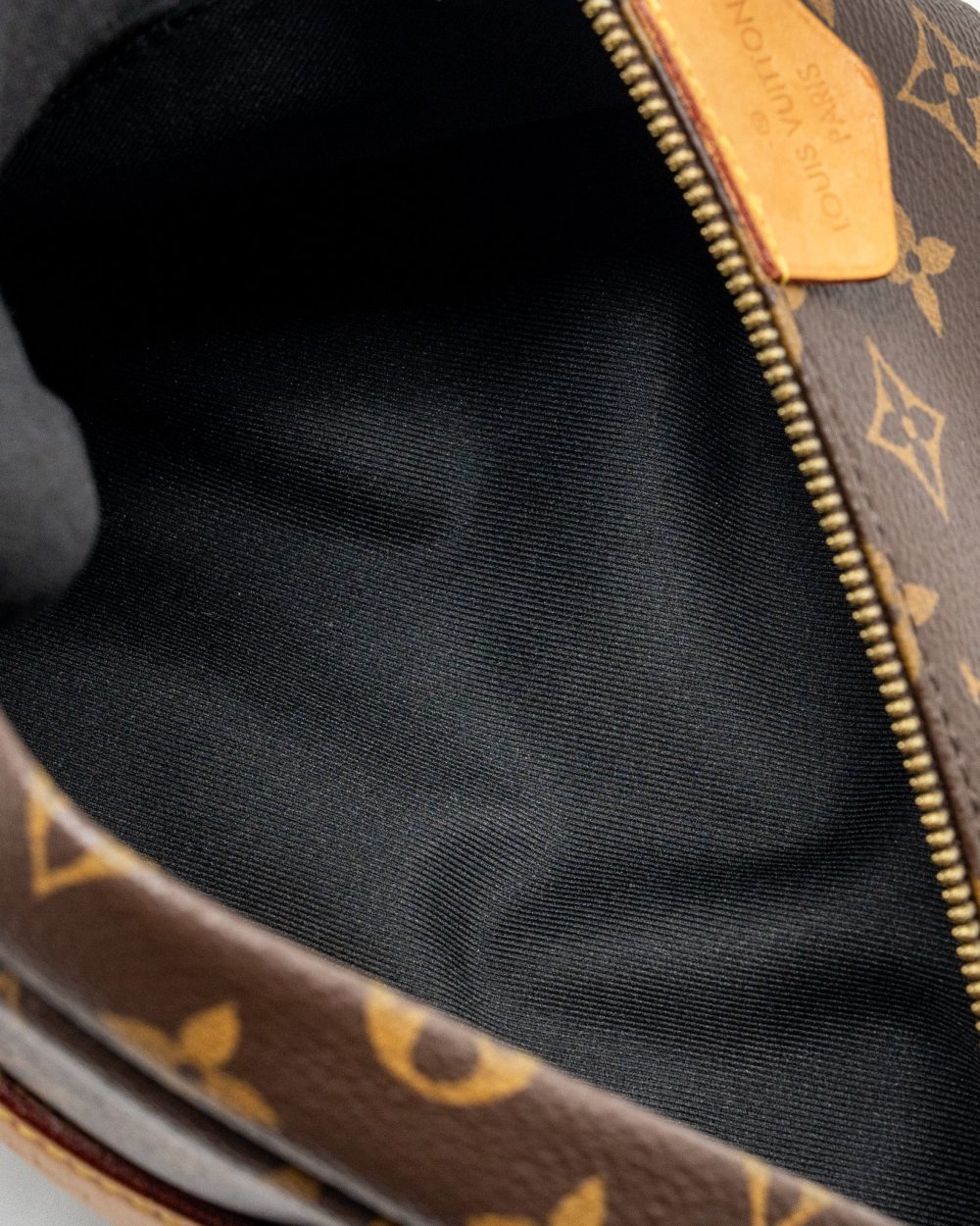 AAA Replica Louis Vuitton LV BUMBAG MONOGRAM CANVAS GHW
