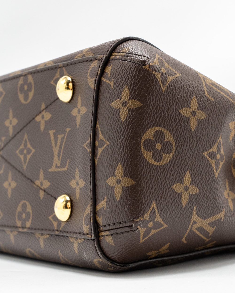 AAA Replica Louis Vuitton LV MONTAIGNE BB MONOGRAM CANVAS GHW