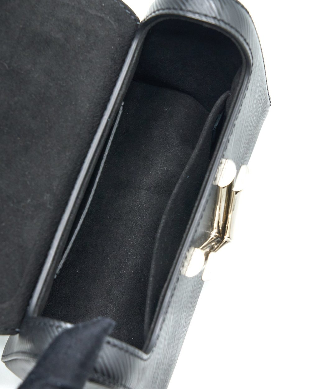 AAA Replica Louis Vuitton LV TWIST PM EPI BLACK SHW