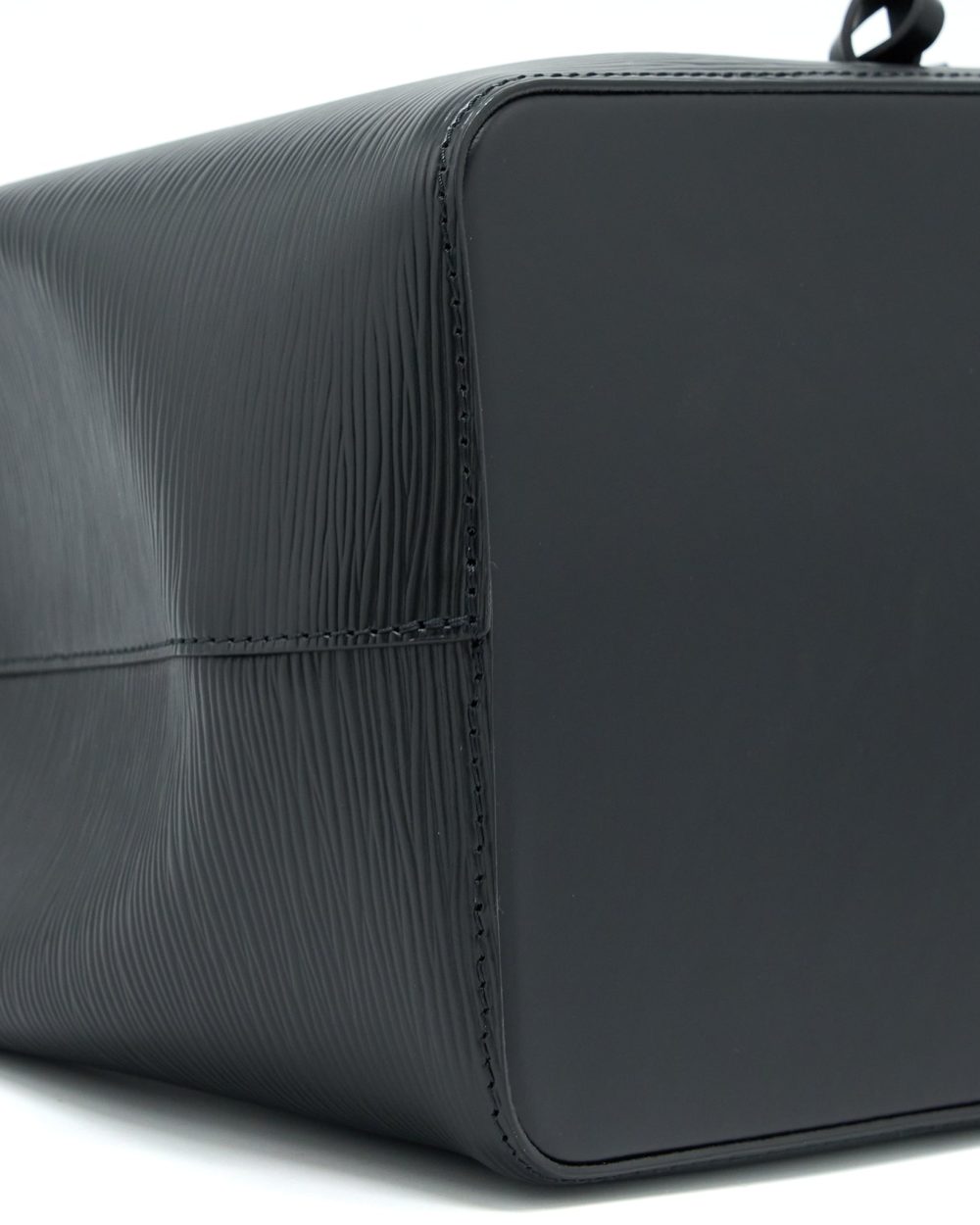 AAA Replica Louis Vuitton LV NEONOE EPI BLACK SHW