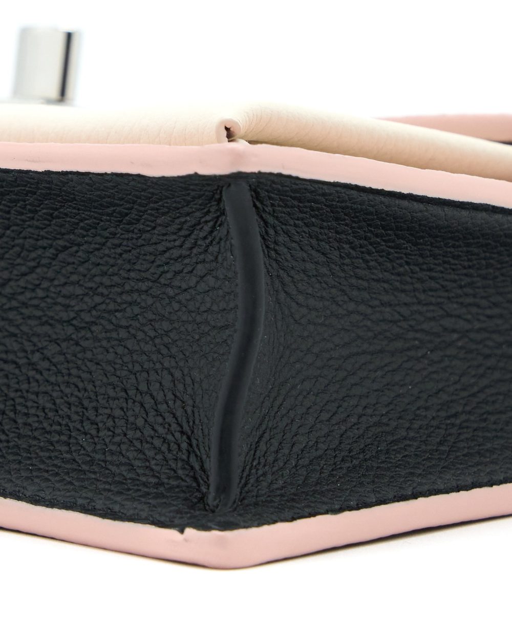 AAA Replica Louis Vuitton LV MYLOCKME CHAIN POCHETTE CALFSKIN PINK SHW