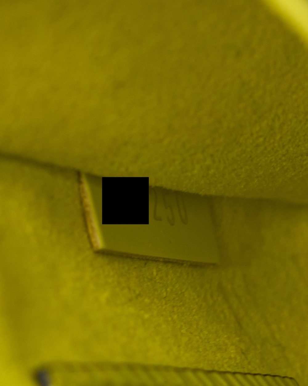 AAA Replica Louis Vuitton LV MINI TWIST EPI ACID GREEN SHW