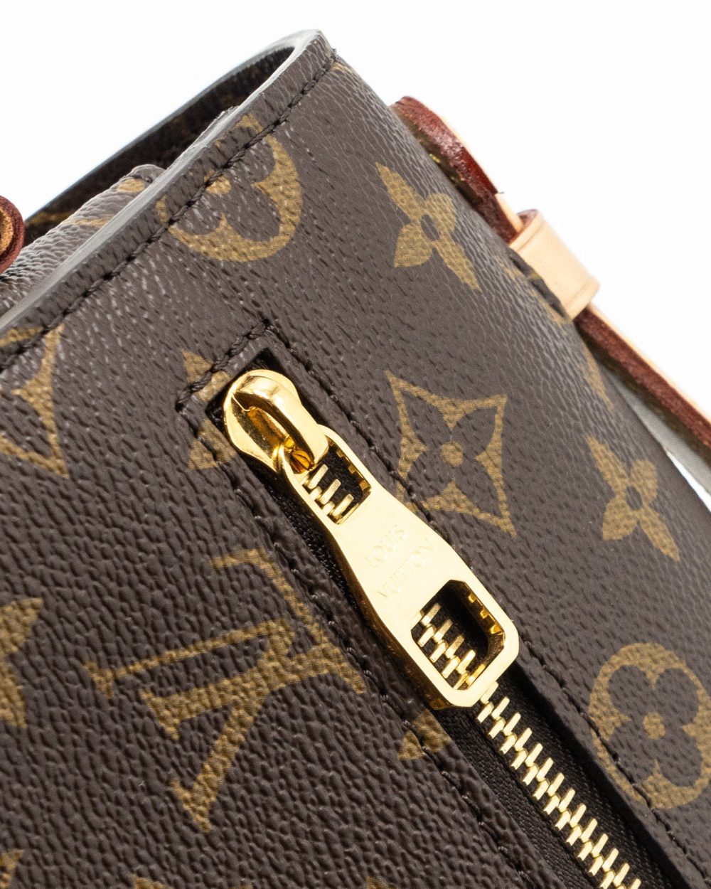 AAA Replica Louis Vuitton LV POCHETTE MÉTIS MONOGRAM CANVAS GHW