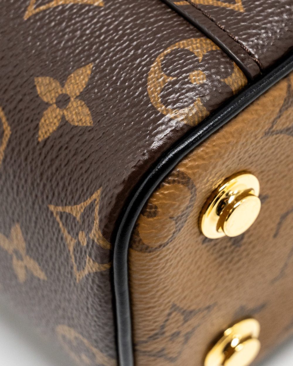 AAA Replica Louis Vuitton LV VANITY CASE PM MONOGRAM REVERSE CANVAS GHW