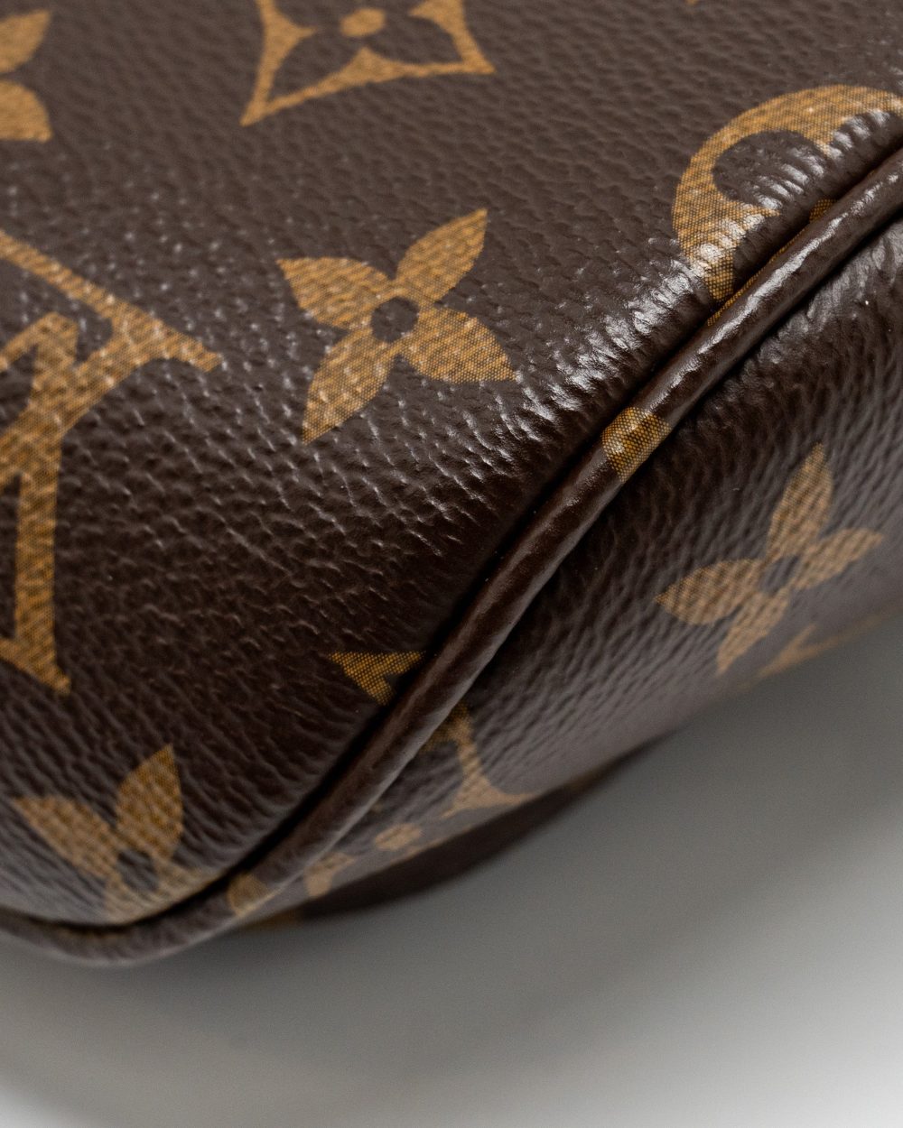 AAA Replica Louis Vuitton LV MINI BUMBAG MONOGRAM CANVAS GHW