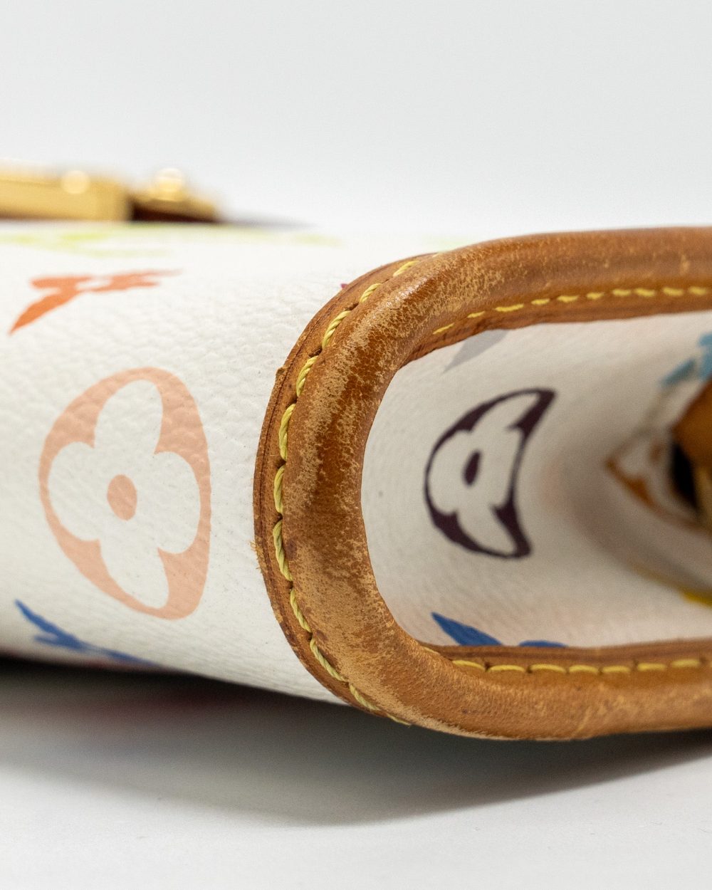 AAA Replica Louis Vuitton LV VINTAGE SHIRLEY CLUTCH MULTICOLOUR MONOGRAM CANVAS WHITE GHW