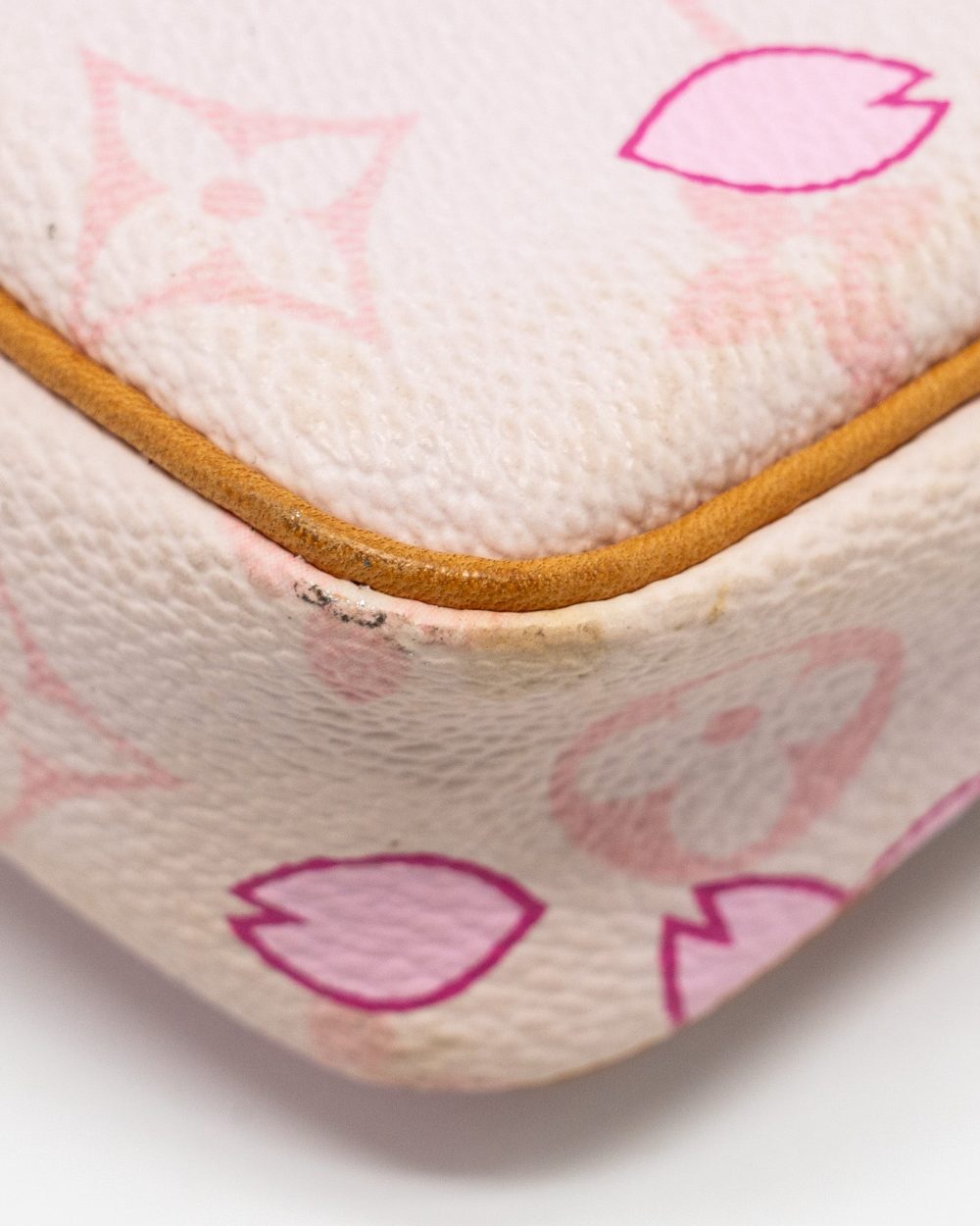 AAA Replica Louis Vuitton LV POCHETTE ACCESSORIES MURAKAMI CHERRY BLOSSOM PINK GHW