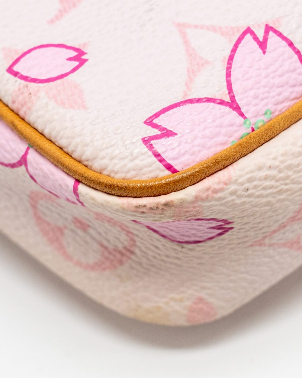 AAA Replica Louis Vuitton LV POCHETTE ACCESSORIES MURAKAMI CHERRY BLOSSOM PINK GHW