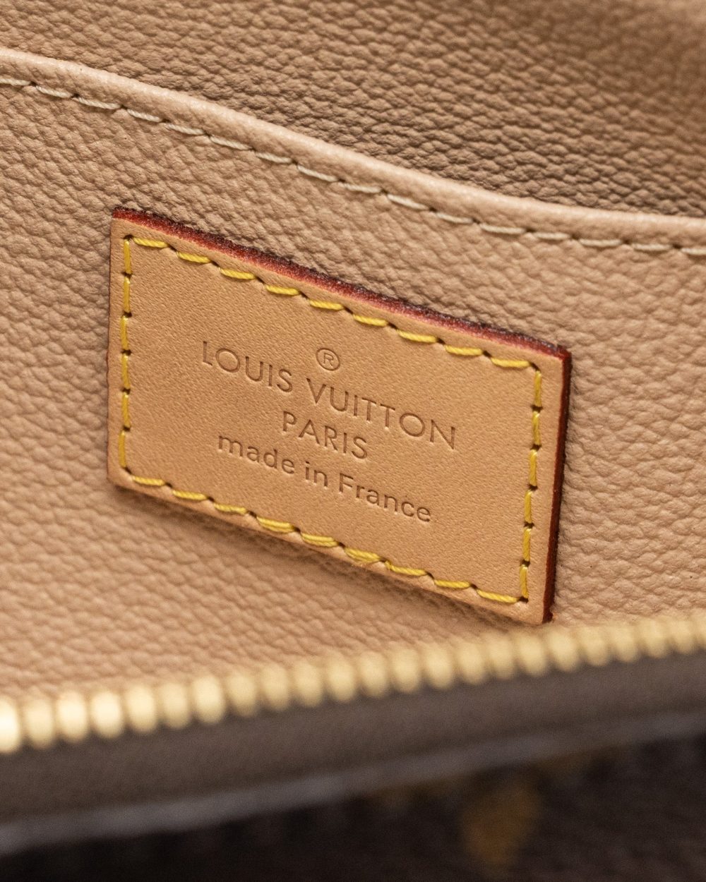 AAA Replica Louis Vuitton LV COSMETIC POUCH MONOGRAM CANVAS GHW