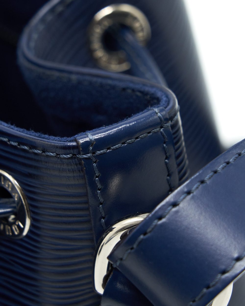 AAA Replica Louis Vuitton LV NOE BUCKET BAG EPI LEATHER NAVY SHW