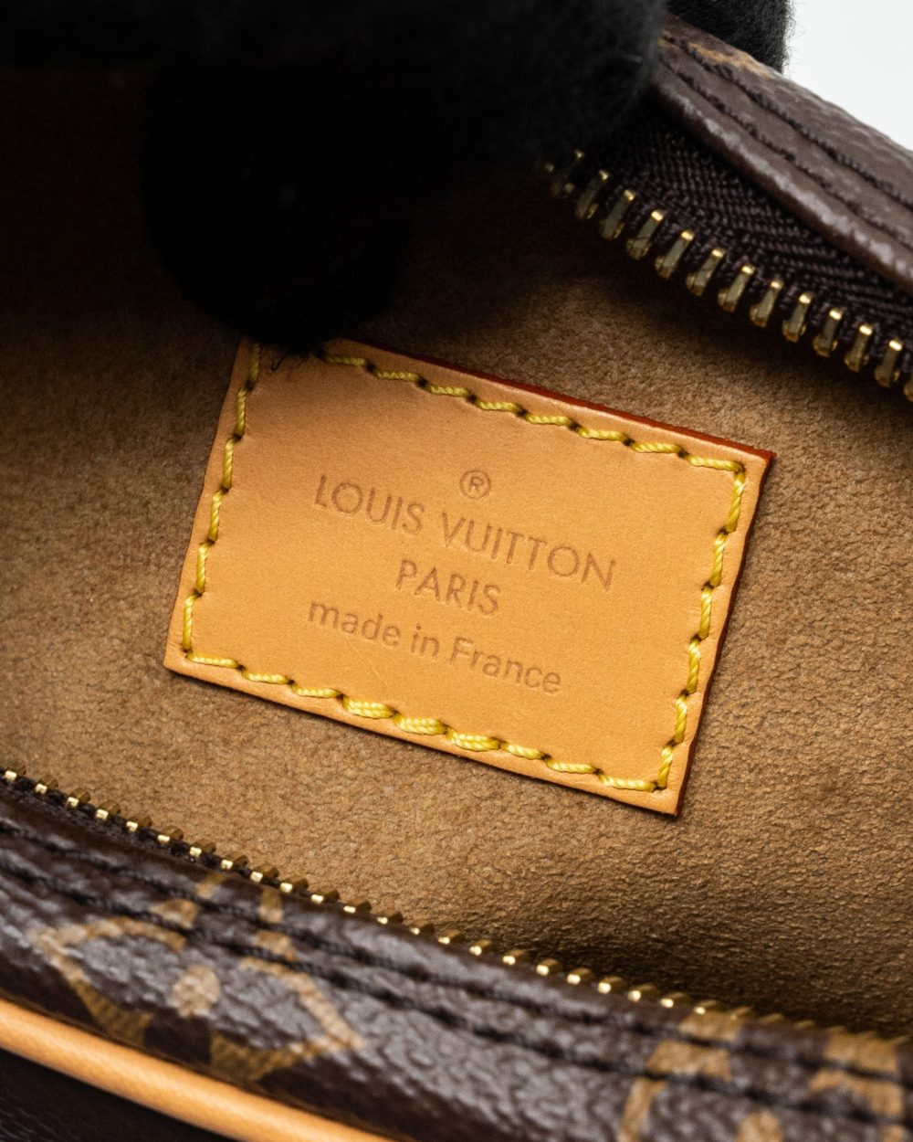 AAA Replica Louis Vuitton LV LOOP BAG MONOGRAM CANVAS GHW(NEW VERSION)