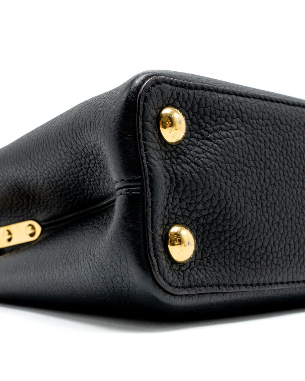 AAA Replica Louis Vuitton LV CAPUCINES BB TAURILLON BLACK GHW