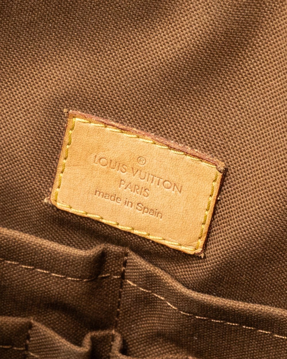 AAA Replica Louis Vuitton LV MEN’S MESSENGER BAG MONOGRAM CANVAS GHW