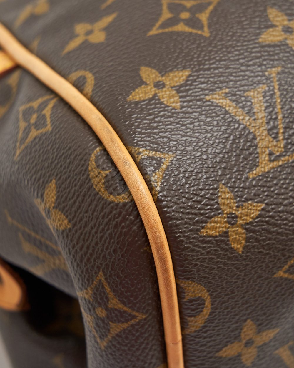 AAA Replica Louis Vuitton LV MONTORGUEIL PM TOTE BAG MONOGRAM CANVAS GHW