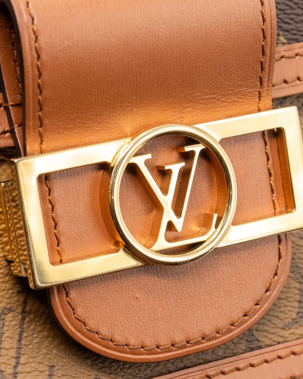 AAA Replica Louis Vuitton LV MINI DAUPHINE MONOGRAM CANVAS GHW