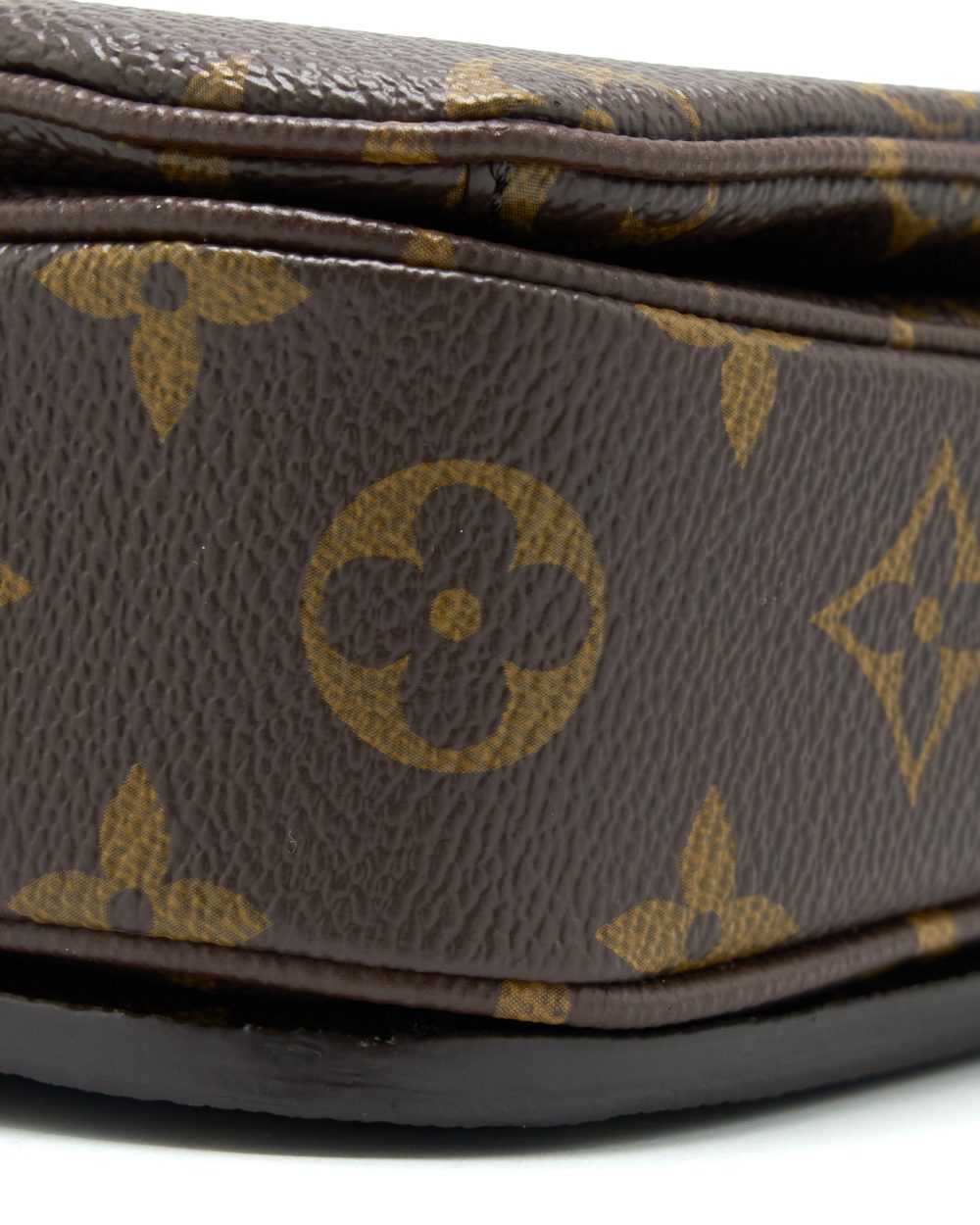 AAA Replica Louis Vuitton LV POCHETTE MÉTIS MONOGRAM CANVAS GHW