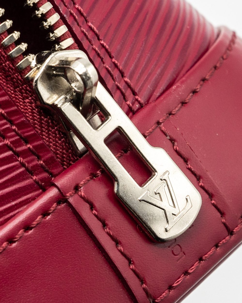 AAA Replica Louis Vuitton LV ALMA BB EPI LEATHER PINK SHW