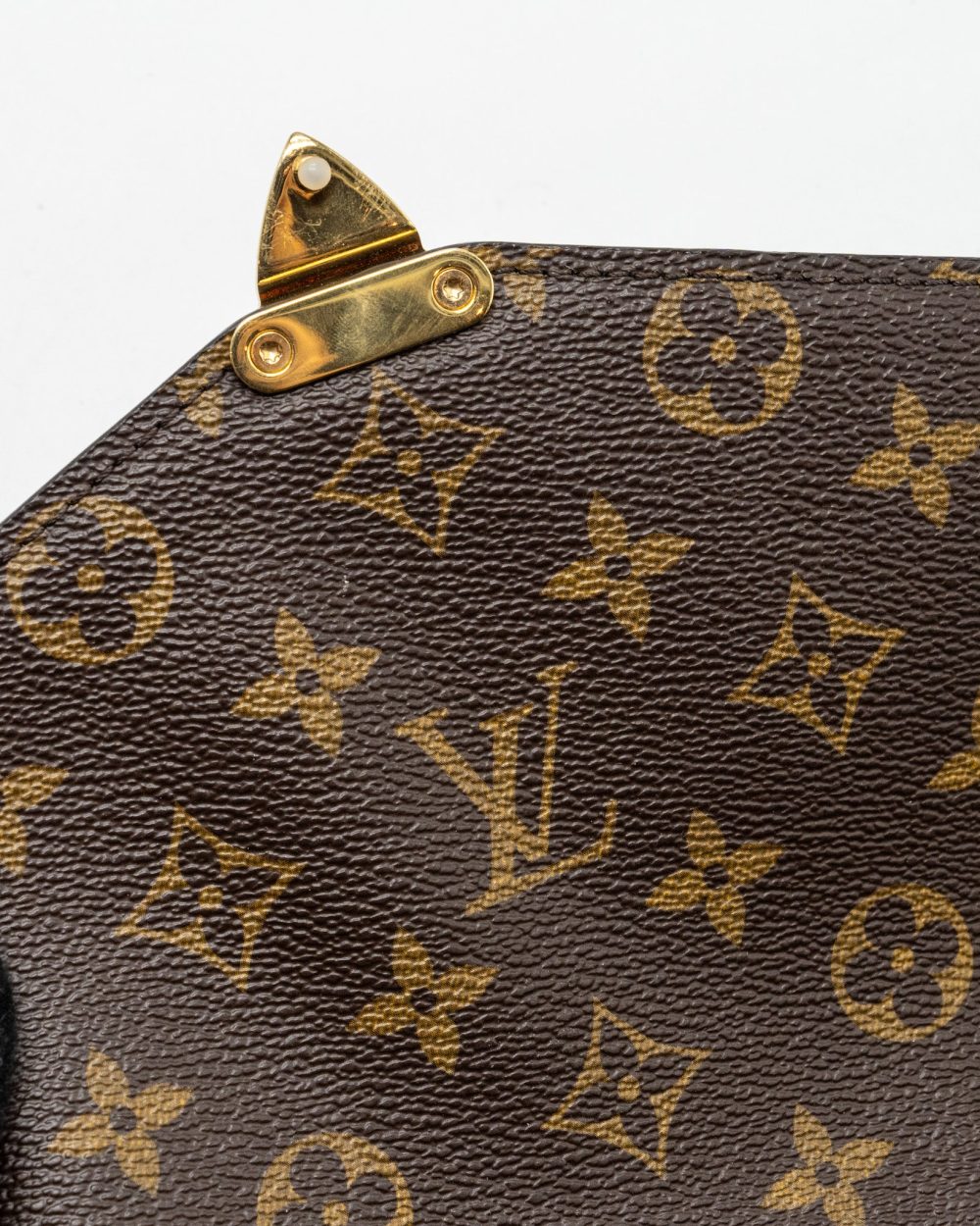 AAA Replica Louis Vuitton LV POCHETTE MÉTIS MONOGRAM CANVAS GHW