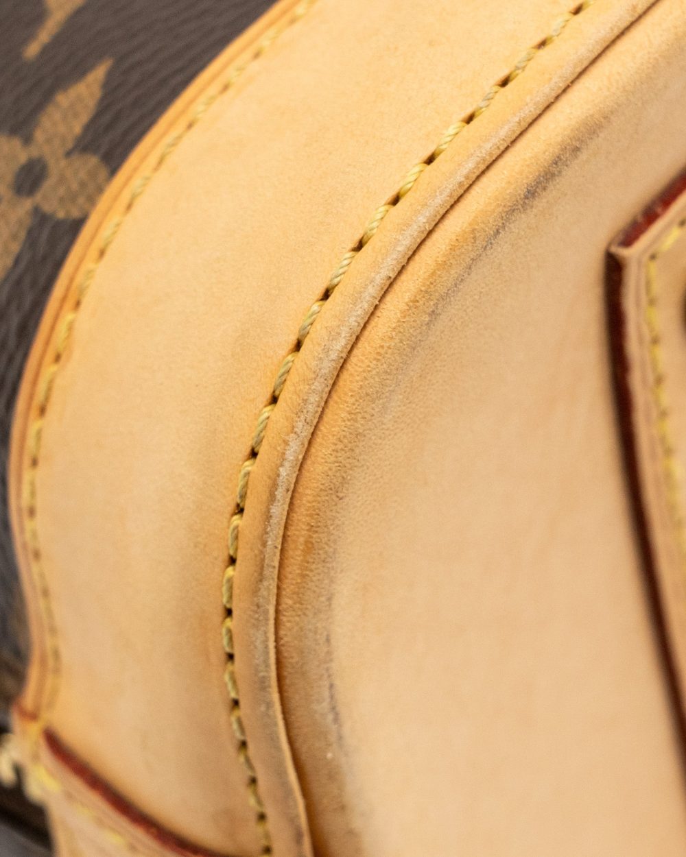 AAA Replica Louis Vuitton LV ALMA BB MONOGRAM CANVAS GHW