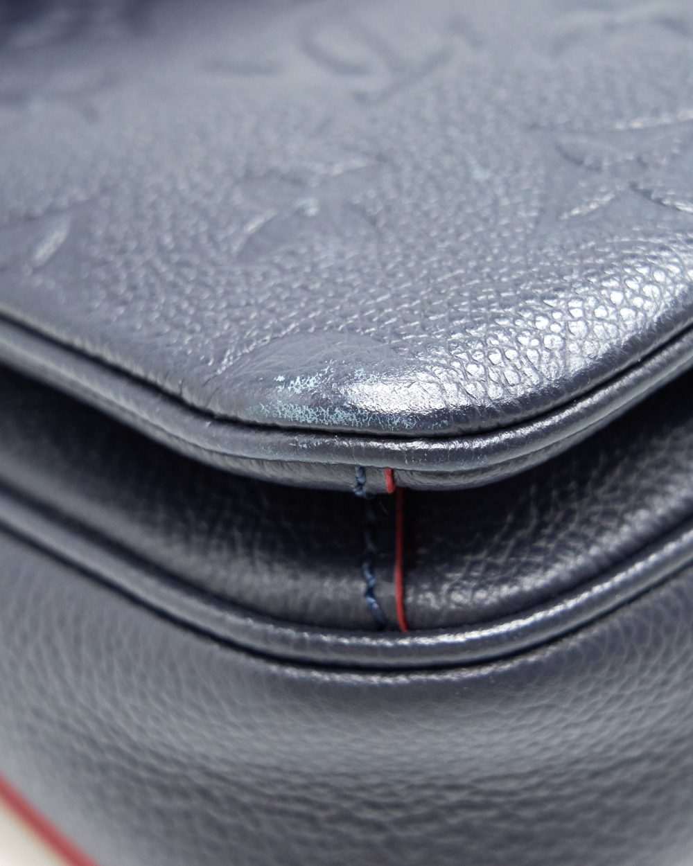 AAA Replica Louis Vuitton LV POCHETTE METIS MONOGRAM EMPREINTE LEATHER MARINE ROUGE