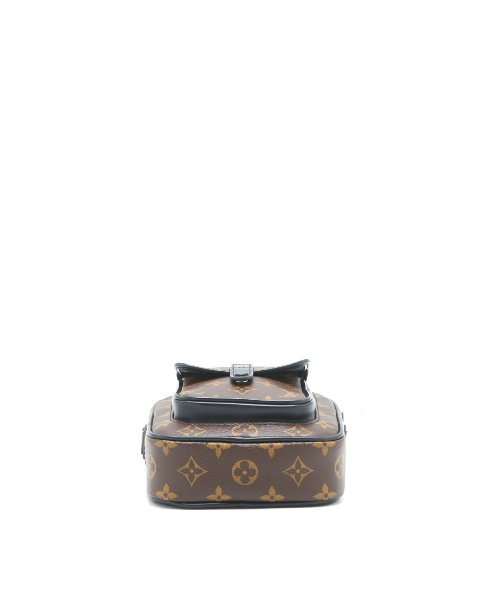 AAA Replica Louis Vuitton LV CROSS BODY CAMERA BAG MONOGRAM