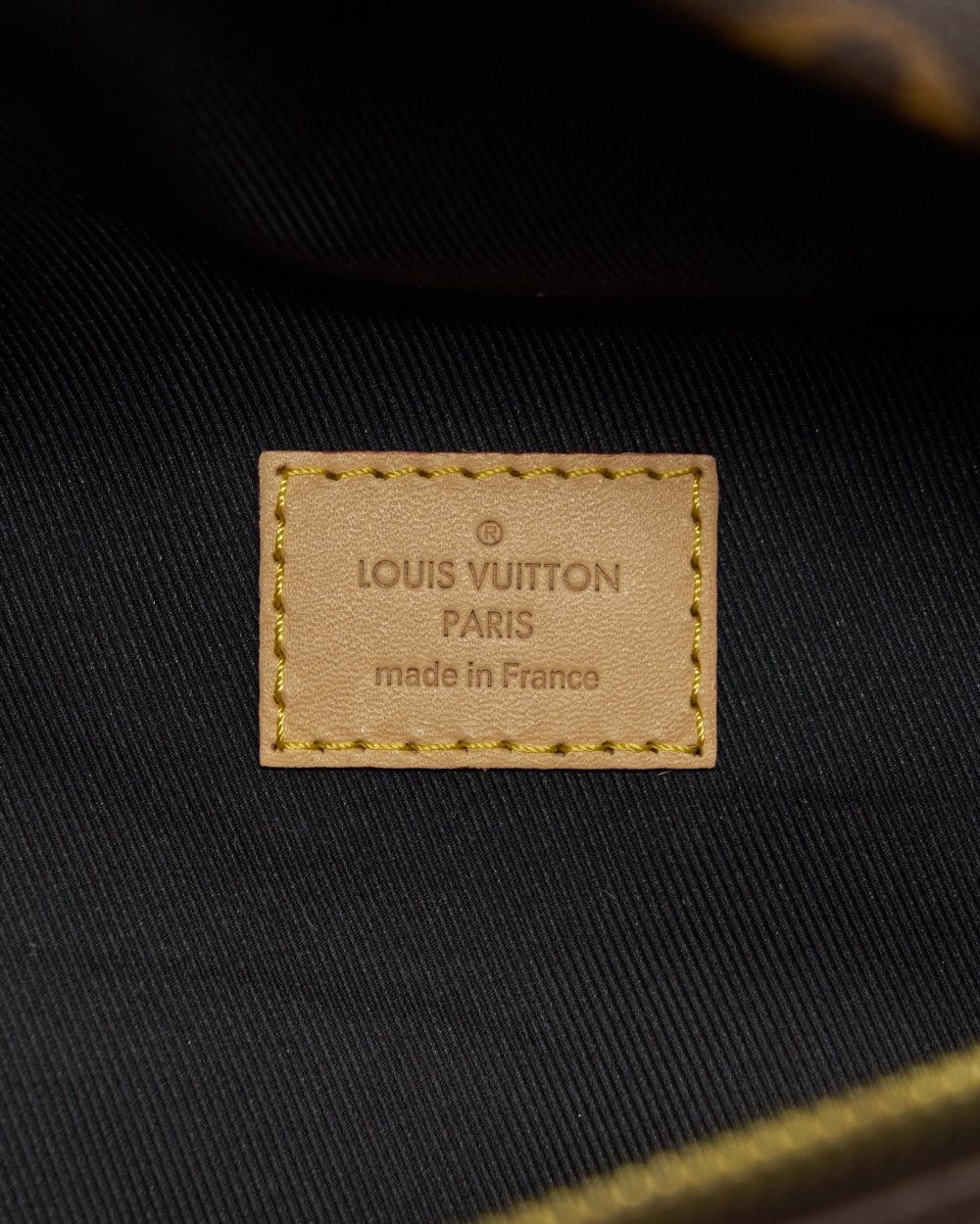 AAA Replica Louis Vuitton LV BUM BAG MONOGRAM CANVAS GHW