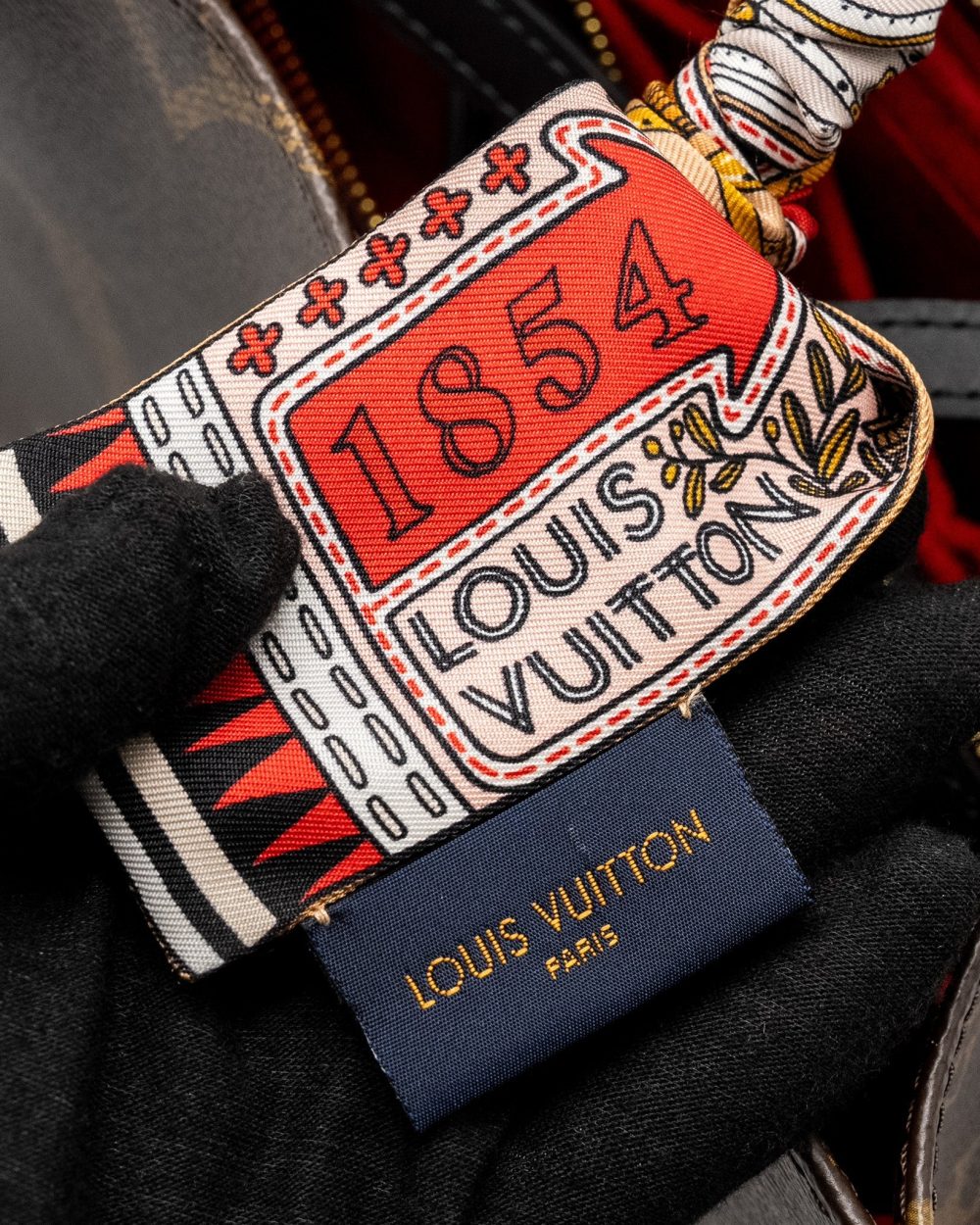 AAA Replica Louis Vuitton LV ONTHEGO MM MONOGRAM CANVAS GHW