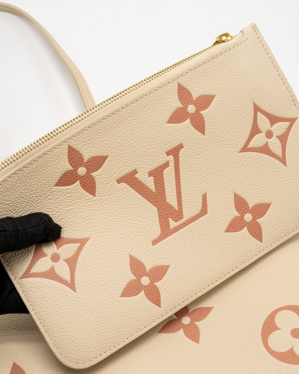 AAA Replica Louis Vuitton LV NEVERFULL MM MONOGRAM EMPREINTE CRÈME/ROSE TRIANON GHW
