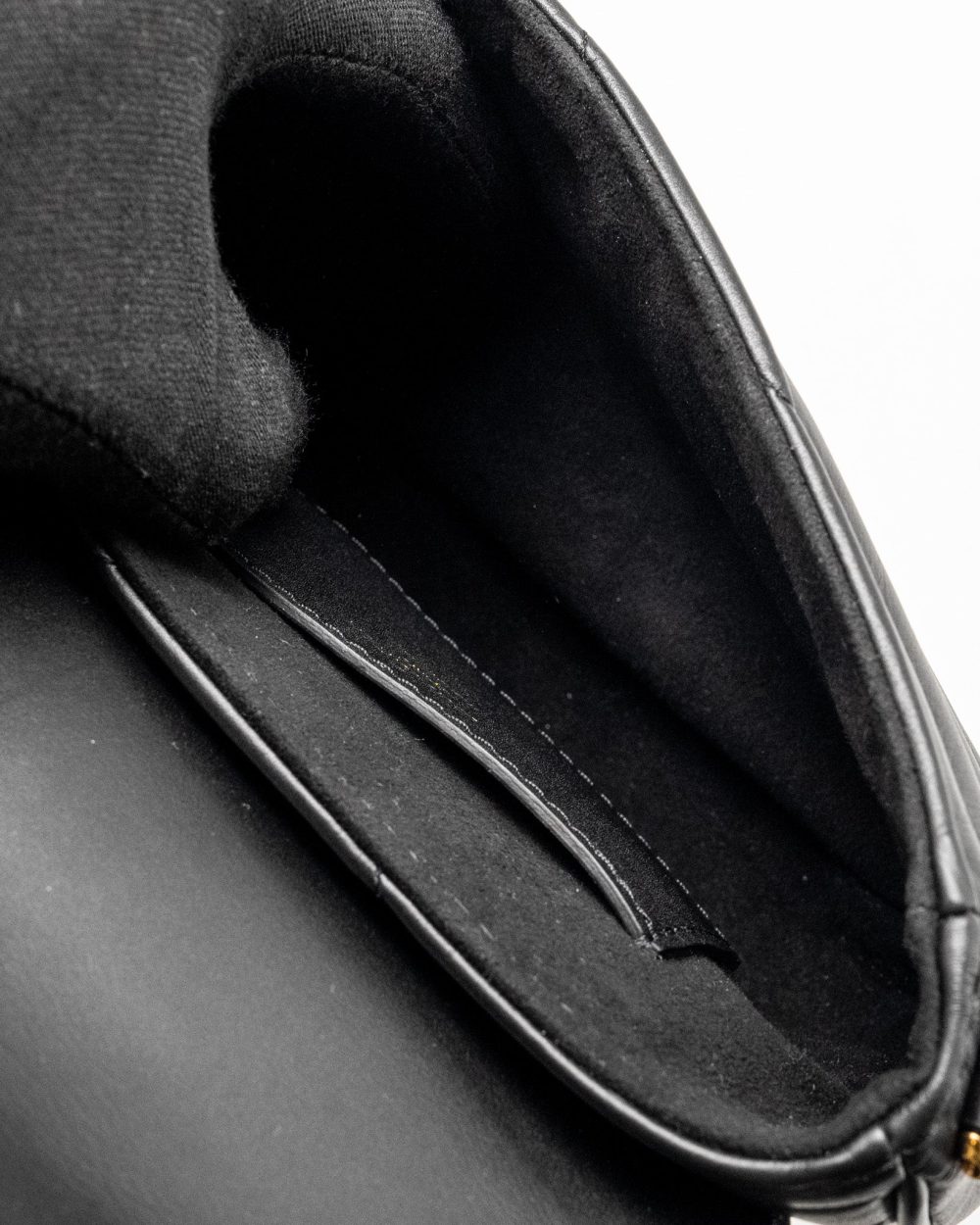 AAA Replica Louis Vuitton LV NEW WAVE MULTI POCHETTE CALFSKIN BLACK GHW