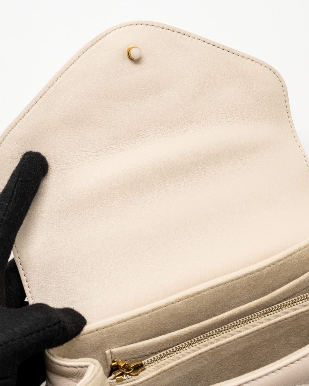 AAA Replica Louis Vuitton LV HOLD ME NEW WAVE BAG CALFSKIN IVORY GHW