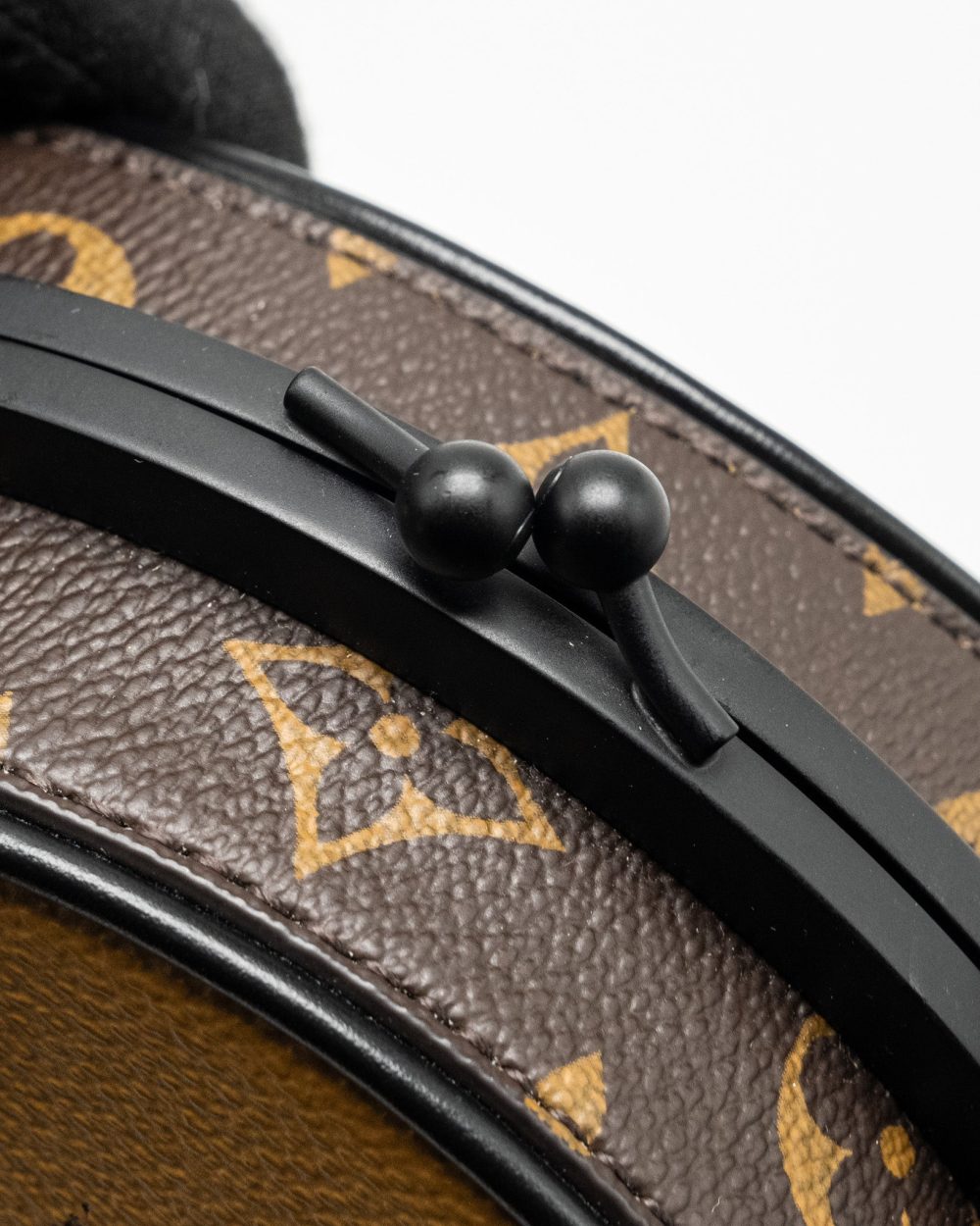 AAA Replica Louis Vuitton LV BOURSICOT CHAIN BAG REVERSE MONOGRAM CANVAS/LEATHER BLACK HARDWARE