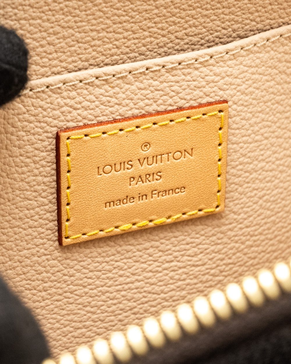 AAA Replica Louis Vuitton LV COSMETIC POUCH MONOGRAM CANVAS GHW