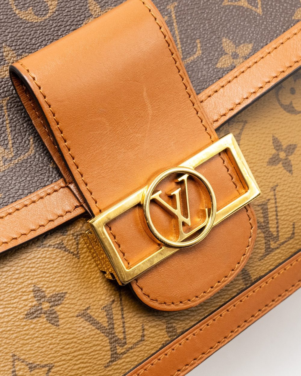 AAA Replica Louis Vuitton LV DAUPHINE MM MONOGRAM CANVAS GHW
