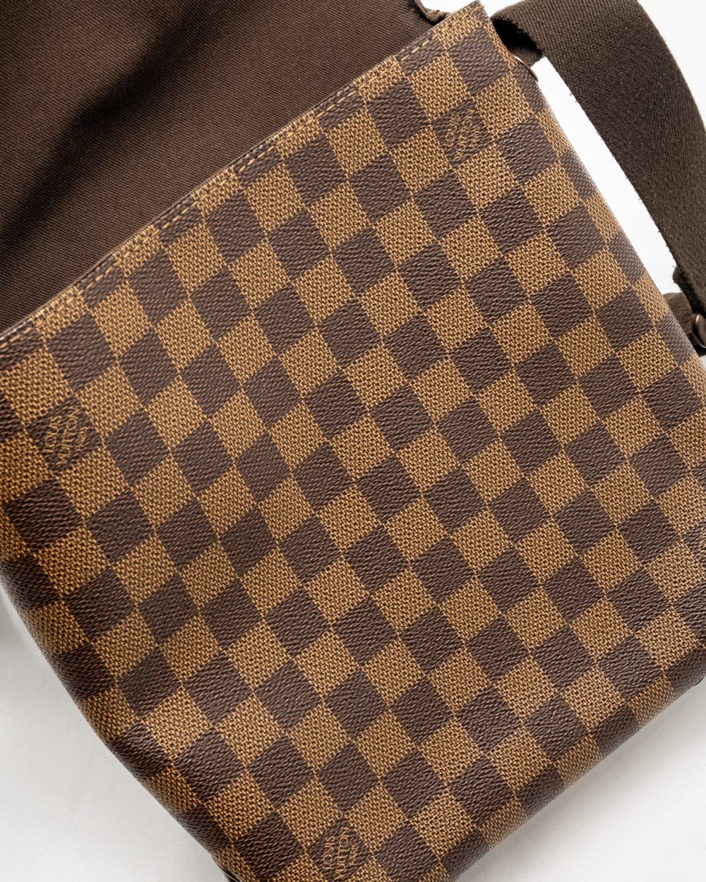 AAA Replica Louis Vuitton LV BROOKLYN PM MESSENGER BAG DAMIER EBENE CANVAS BROWN HARDWARE