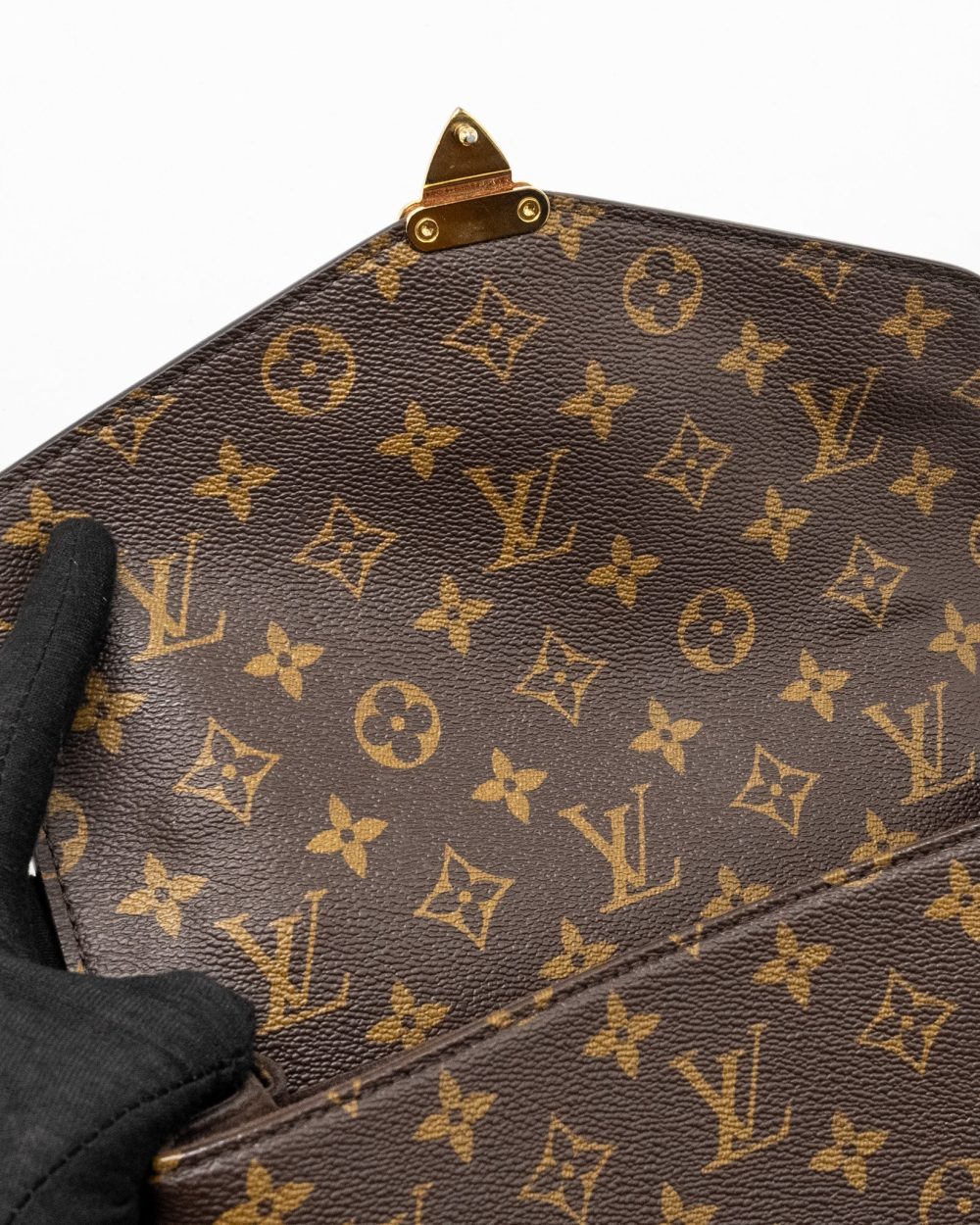 AAA Replica Louis Vuitton LV POCHETTE METIS MONOGRAM CANVAS GHW