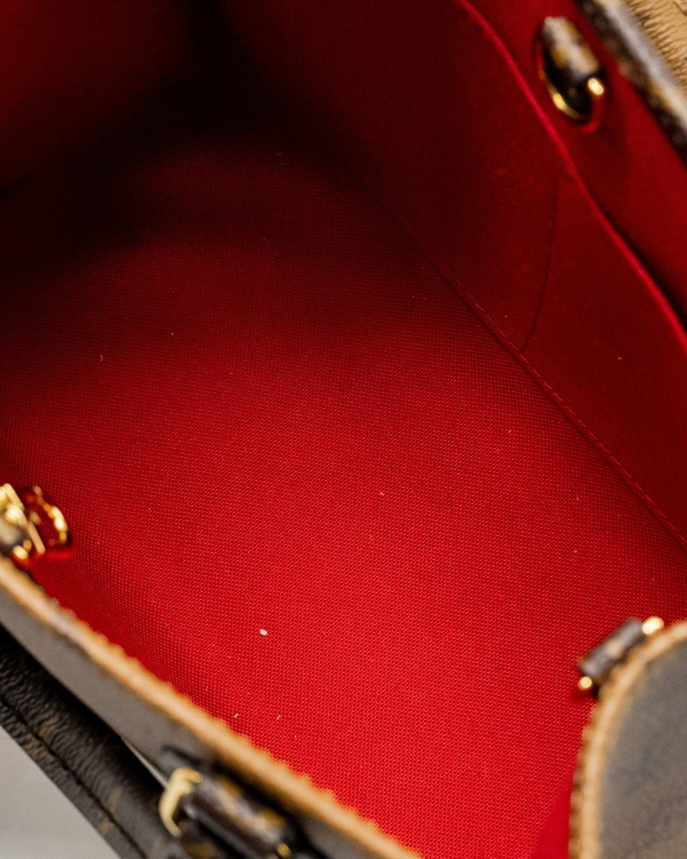 AAA Replica Louis Vuitton LV ONTHEGO PM MONOGRAM REVERSE CANVAS GHW
