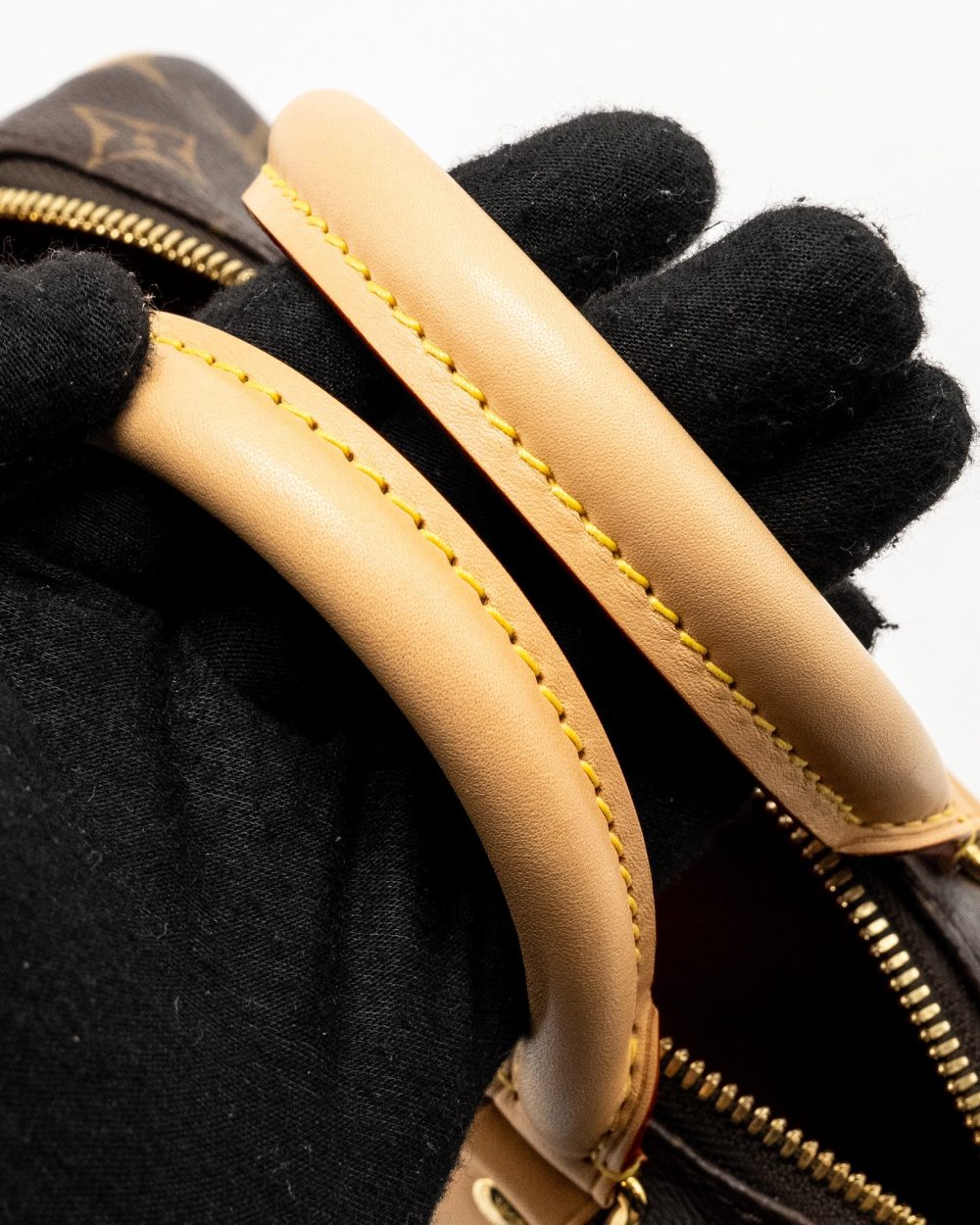 AAA Replica Louis Vuitton LV SPEEDY BANDOULIERE 20 MONOGRAM CANVAS GHW