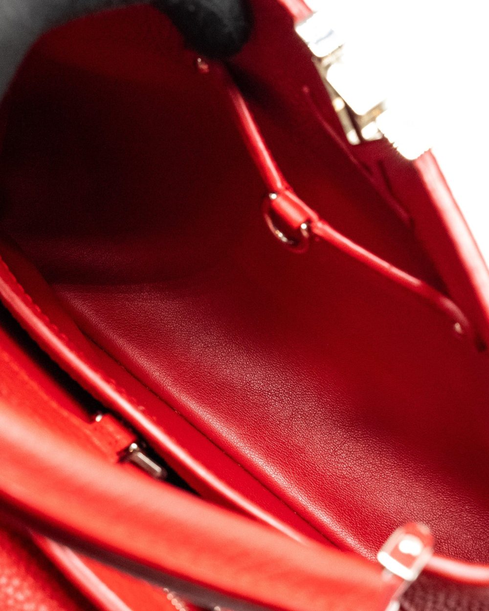 AAA Replica Louis Vuitton LV CAPUCINE BB TAURILLON RED SHW