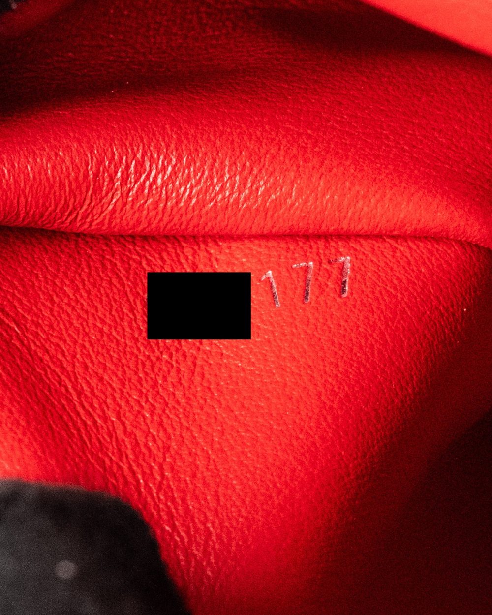 AAA Replica Louis Vuitton LV CAPUCINE BB TAURILLON RED SHW